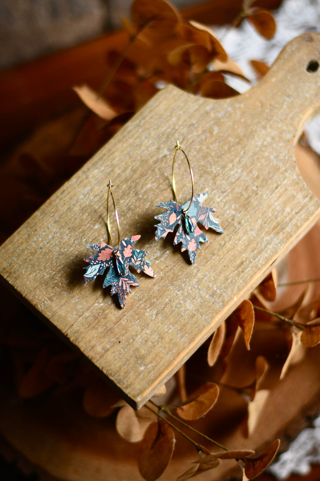 Maple Leaf Dangle | Blue (Large)