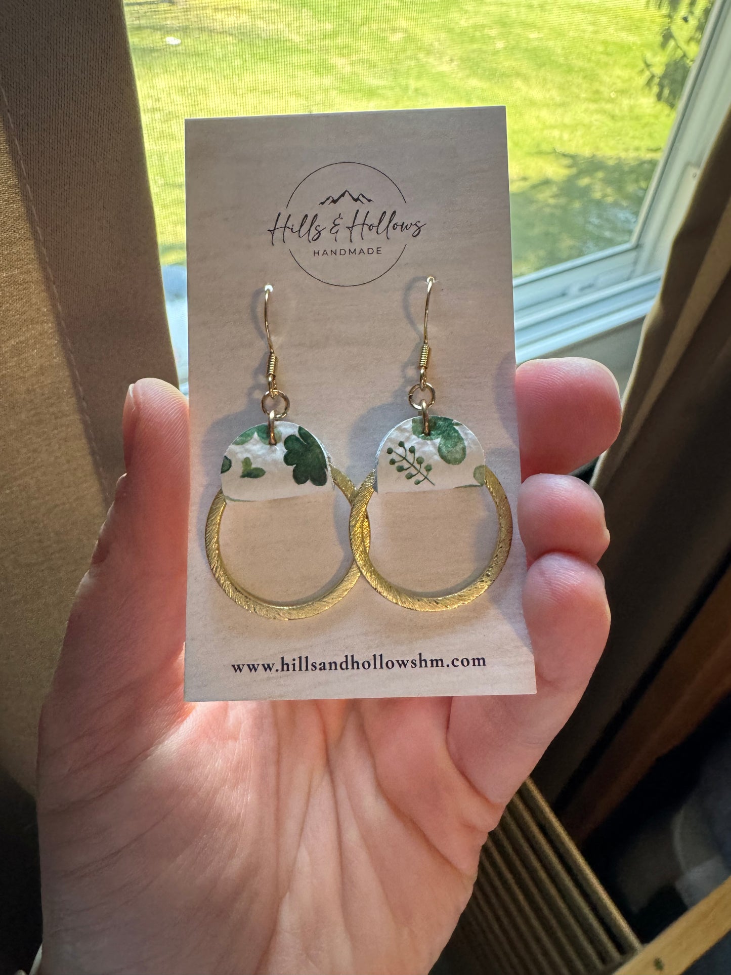 Clover hoop