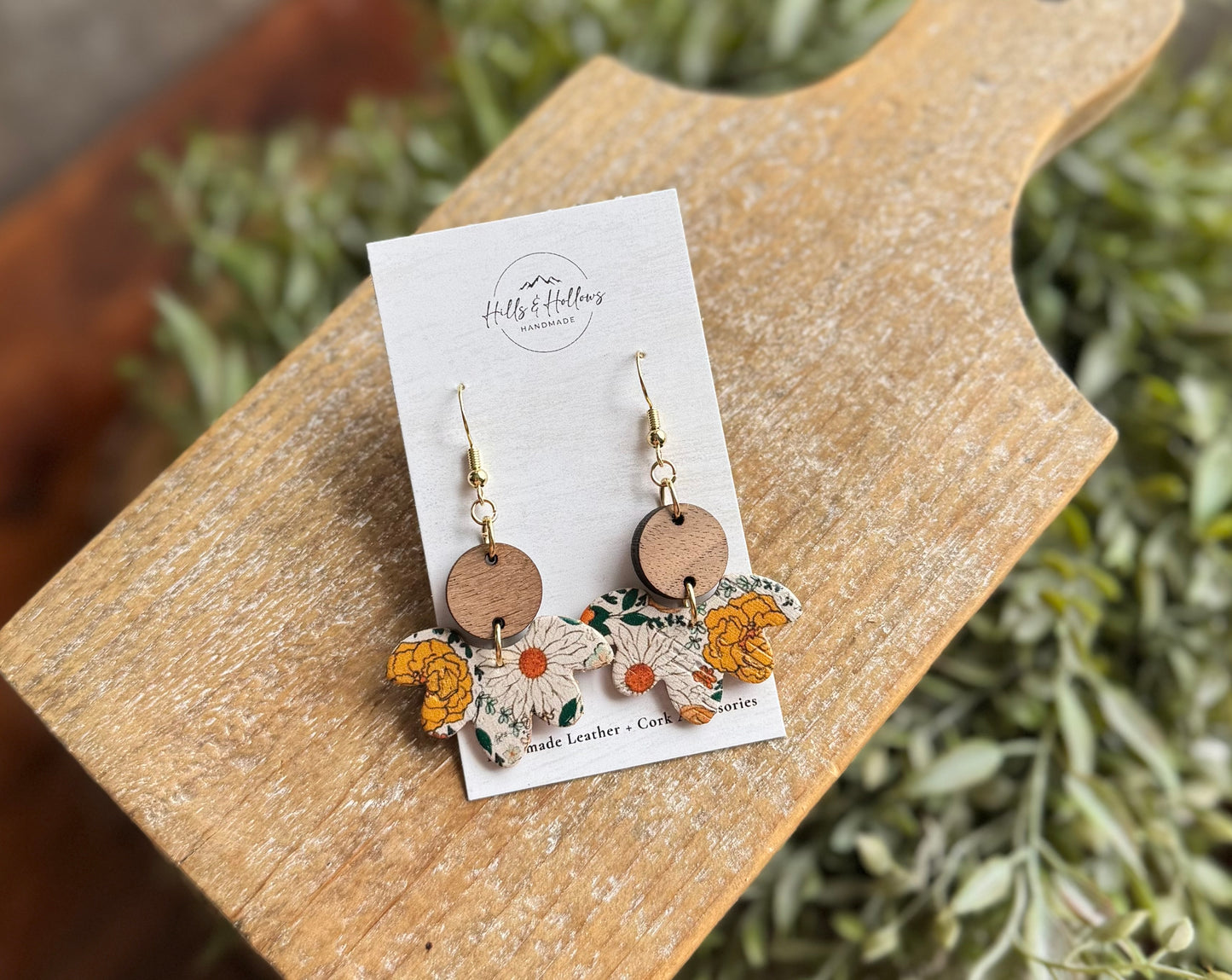 Vintage Floral Scallop