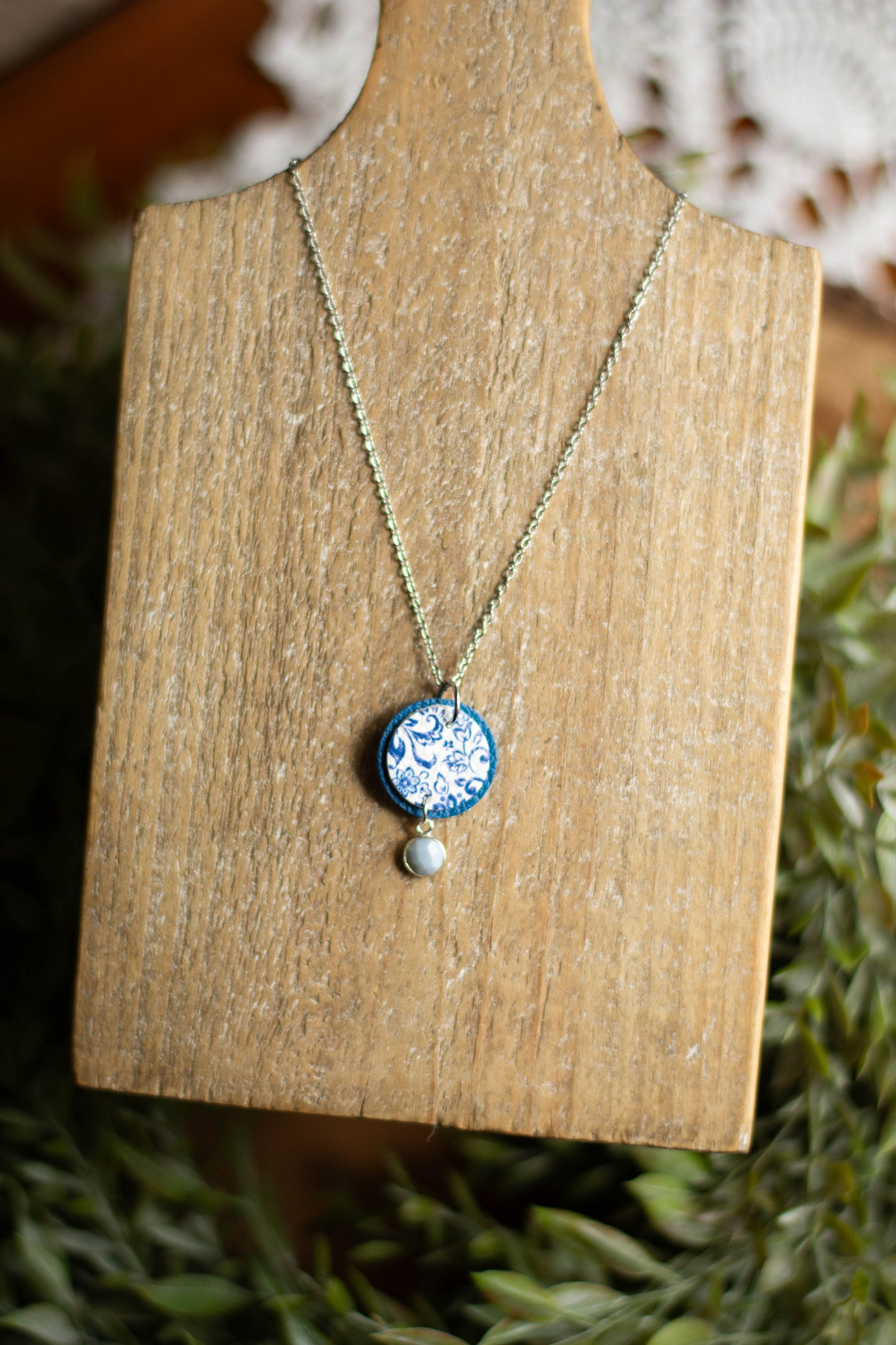 Blue Vintage Paisley Tiered Circles