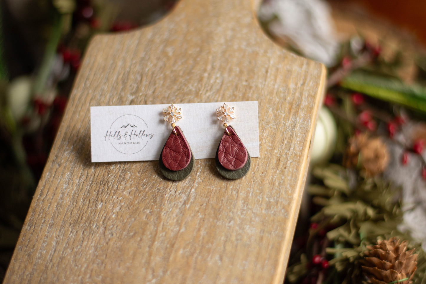 Mini Teardrop | Burgundy + Olive Snowflake