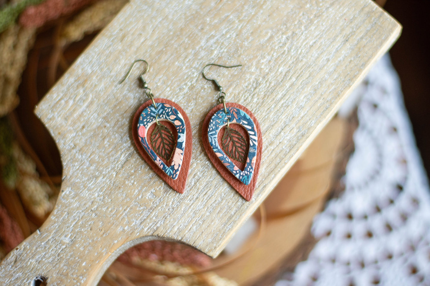 Harvest Peek-a-Leafdrop