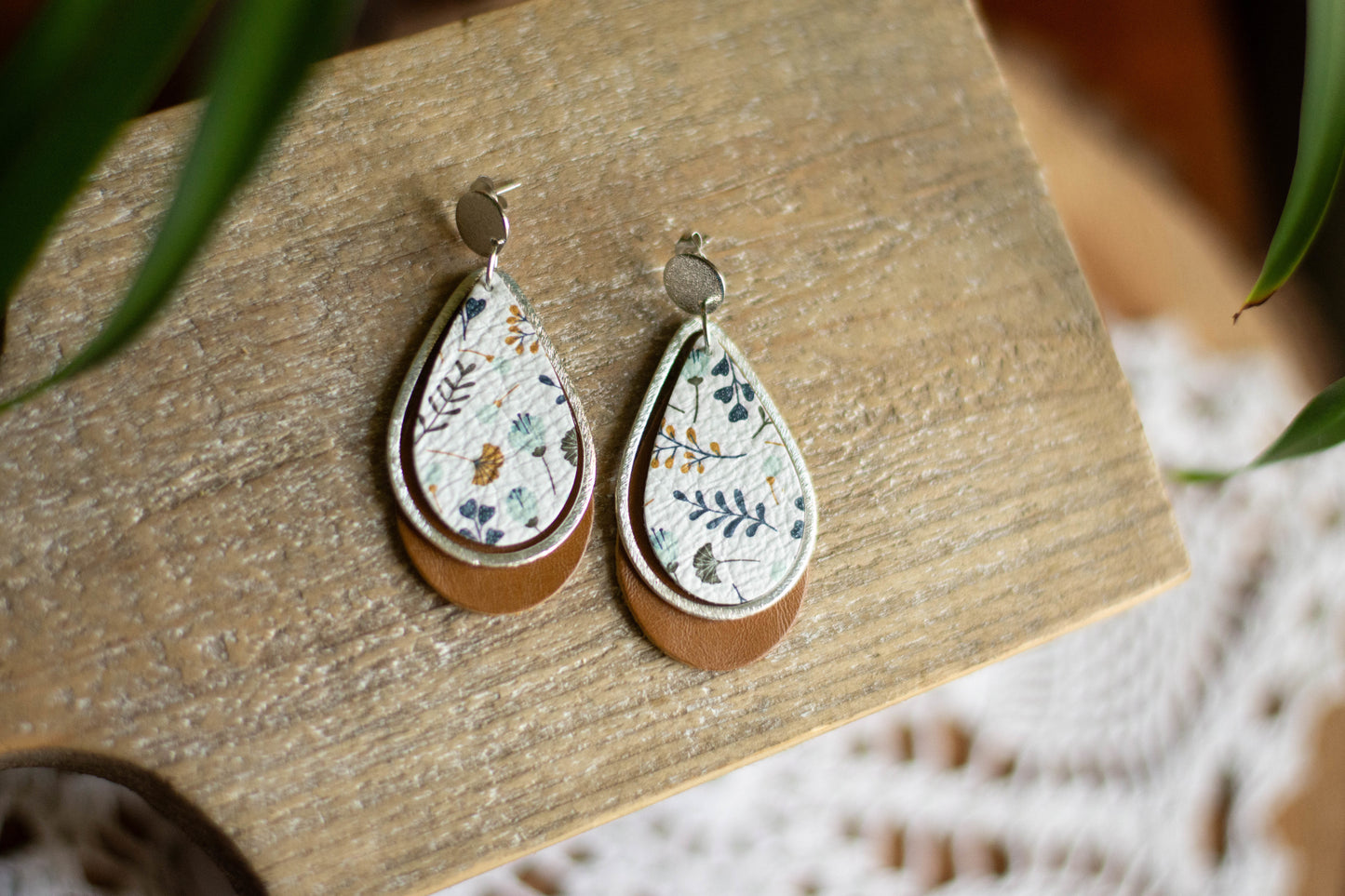 Wildflower Sunrise Teardrop