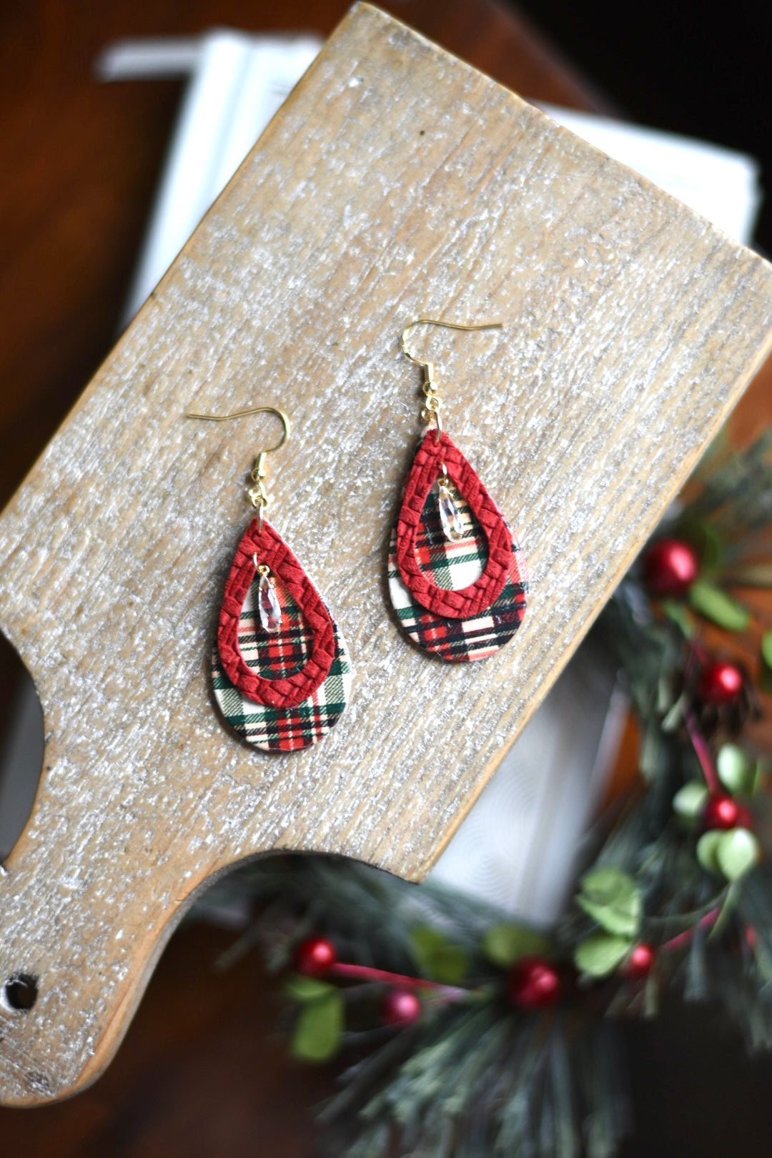 Christmas Plaid Teardrop