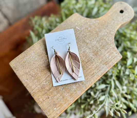 Blush Textured Leafdrop