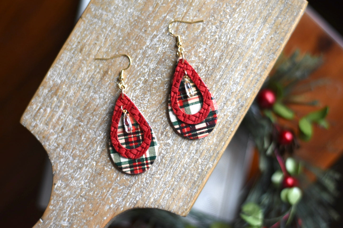 Christmas Plaid Teardrop