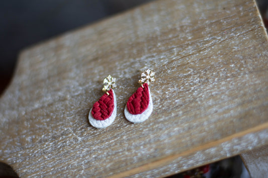 Mini Teardrop | Red Snowflake